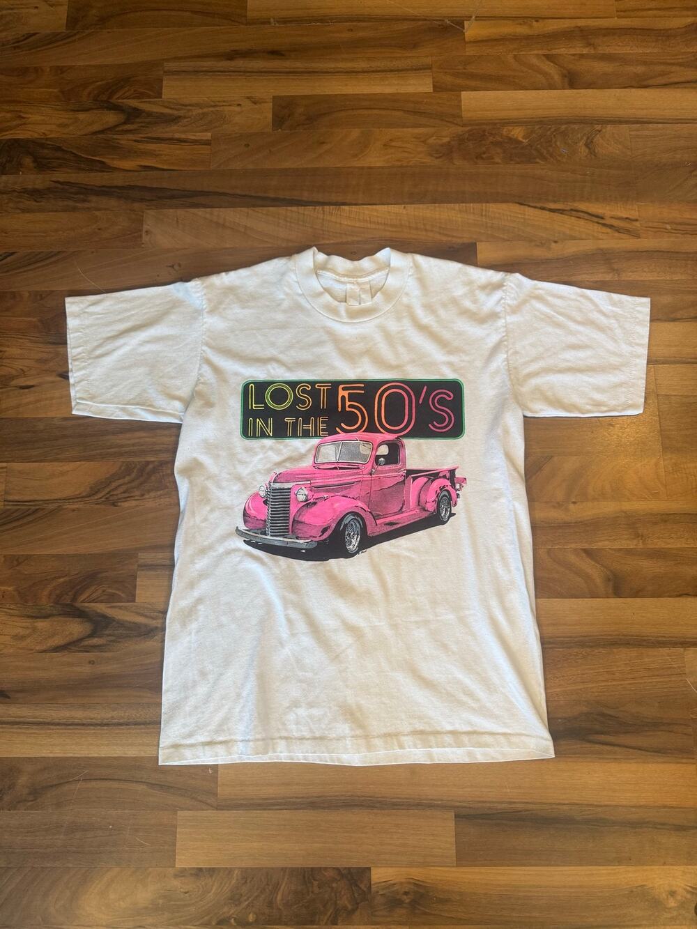 Lost in the 50s Single Stitch Classic Car Size Medium